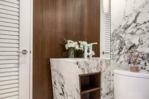 35 W 15th St, New York City, NY 10011 - Photo 6