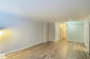 330 E 49th St, New York City, NY 10017 - Photo 2