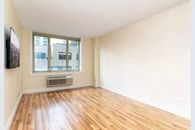 130 W 67th Street #11J, New York, NY 10023 - Photo 1