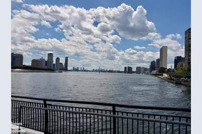 434 E 52nd Street #10E, New York City, NY 10022 - Photo 32