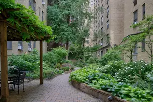 434 E 52nd St, New York City, NY 10022 - Photo 28