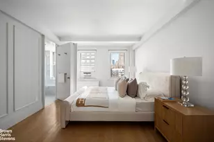 434 E 52nd St, New York City, NY 10022 - Photo 32