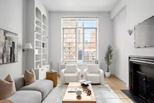 434 E 52nd St, New York City, NY 10022 - Photo 2