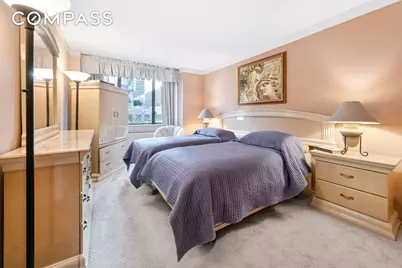 300 E 54th Street #3H, New York City, NY 10022 - Photo 4