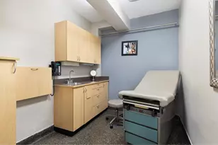 895 Park Ave, New York, NY 10075 - Photo 4