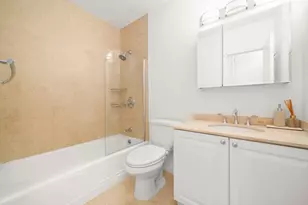 303 E 57th St, New York City, NY 10022 - Photo 8