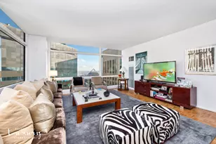 721 5th Ave, New York, NY 10022 - Photo 2