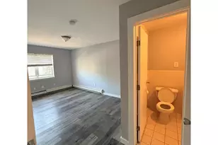 813 E 225th St, Bronx, NY 10466 - Photo 2