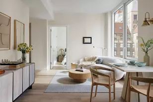 135 E 47th St, New York City, NY 10017 - Photo 2