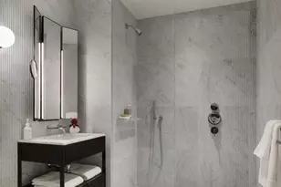 135 E 47th St, New York City, NY 10017 - Photo 6