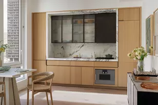 135 E 47th St, New York City, NY 10017 - Photo 4