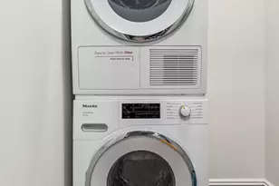 230 Central Park S, New York, NY 10019 - Photo 18