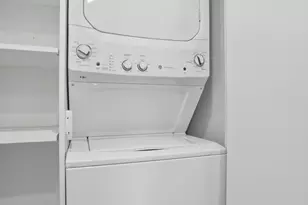 309 E 49th St, New York, NY 10017 - Photo 14