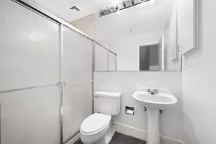 372 DeKalb Ave, New York City, NY 11205 - Photo 8