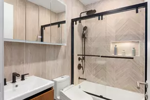 90 Herbert St, New York City, NY 11222 - Photo 6