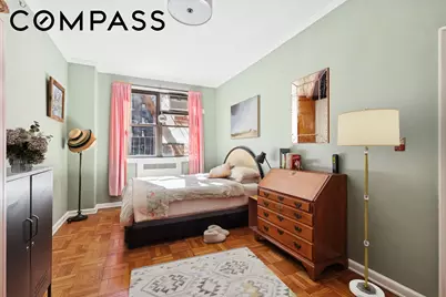 158-18 Riverside Drive W #2M, New York City, NY 10032 - Photo 6