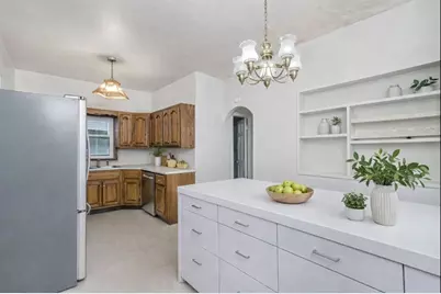 1345 E 38th Street, New York City, NY 11234 - Photo 38