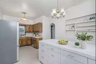 1345 E 38th St, New York City, NY 11234 - Photo 38