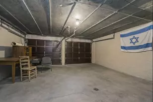 1345 E 38th St, New York City, NY 11234 - Photo 66