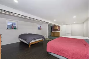 1345 E 38th St, New York City, NY 11234 - Photo 62