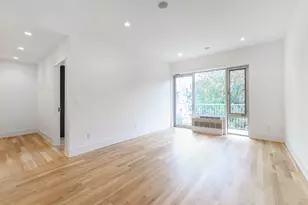 15 Kingsland Ave, New York City, NY 11211 - Photo 2