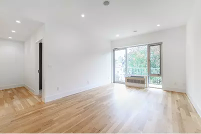 15 Kingsland Avenue #4R, New York City, NY 11211 - Photo 2