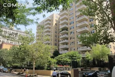 40 E 9th Street #PHG, New York City, NY 10003 - Photo 10