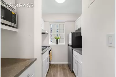 150 E 37th Street #10F, New York City, NY 10016 - Photo 8