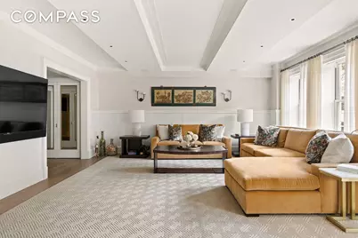 15 W 81st Street #4E, New York, NY 10024 - Photo 2