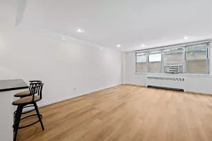 240 E 35th St, New York City, NY 10016 - Photo 2