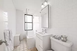 220 W 93rd St, New York City, NY 10025 - Photo 14