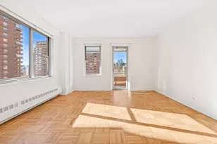 475 FDR Dr, New York City, NY 10002 - Photo 2