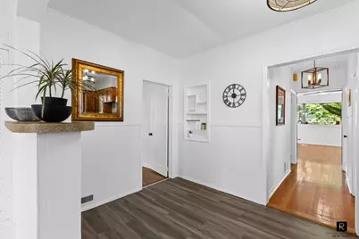 25 Bay Street, New York City, NY 10464 - Photo 4