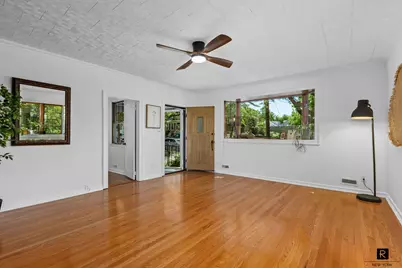 25 Bay Street, New York City, NY 10464 - Photo 8