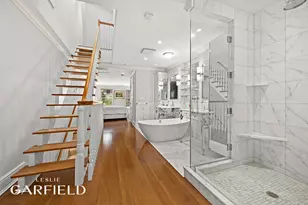 320 E 55th St, New York, NY 10022 - Photo 8