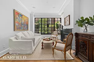 320 E 55th St, New York, NY 10022 - Photo 1