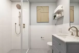 547 W 47th St, New York City, NY 10036 - Photo 12