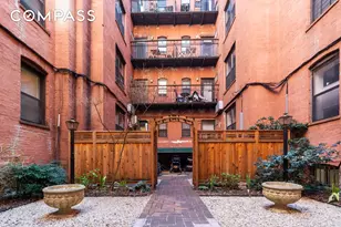 338 Prospect Pl, New York City, NY 11238 - Photo 8