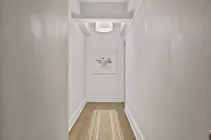 325 W 45th St, New York City, NY 10036 - Photo 6