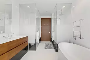 252 E 57th St, New York City, NY 10022 - Photo 12