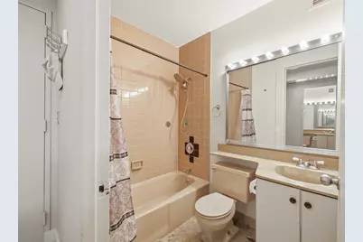 233 E 86th Street #5D, New York City, NY 10028 - Photo 4