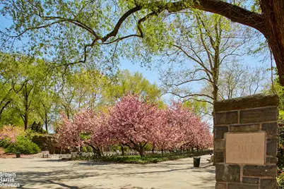 130 E End Avenue #PHB, New York City, NY 10028 - Photo 28