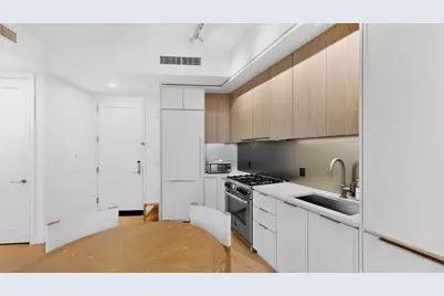 29-18 41st Avenue #10A, New York City, NY 11101 - Photo 6