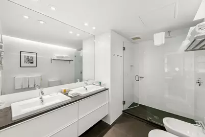 111 E 56th Street #1406, New York City, NY 10022 - Photo 6