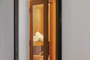 377 W 11th St, New York City, NY 10014 - Photo 10