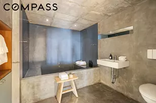 377 W 11th St, New York City, NY 10014 - Photo 18