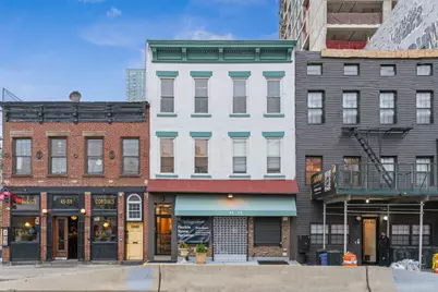 45-44 Vernon Boulevard #RETAIL, New York City, NY 11101 - Photo 1