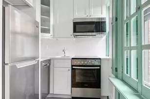 225 E 79th St, New York City, NY 10075 - Photo 6
