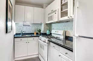 360 W 22nd St, New York, NY 10011 - Photo 6