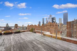 360 W 22nd St, New York City, NY 10011 - Photo 10